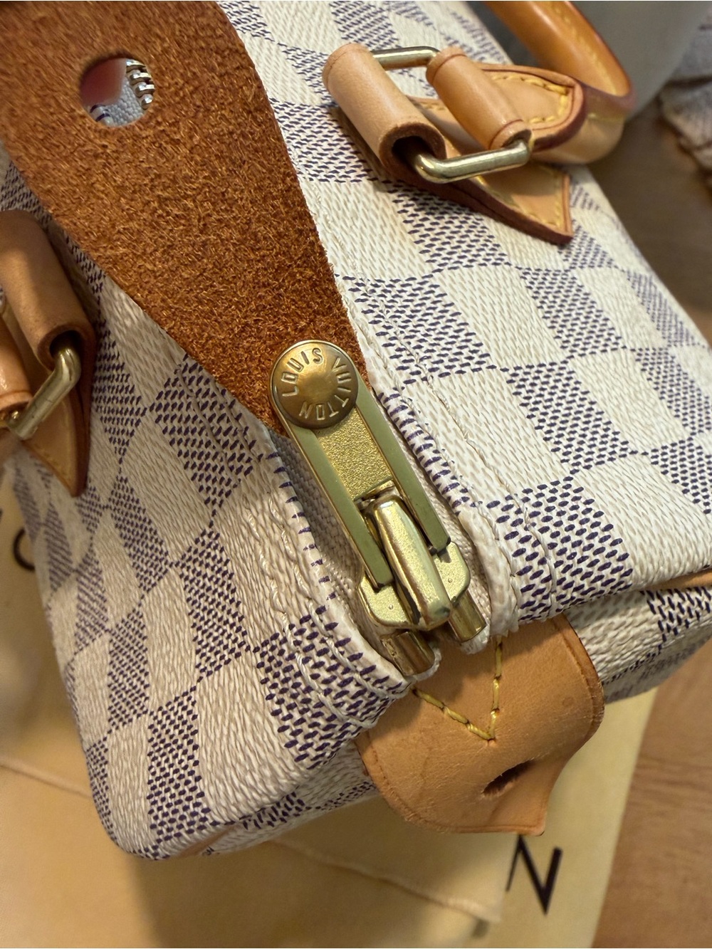 Louis Vuitton Damier Azur Speedy 25 - Picture 9 of 12